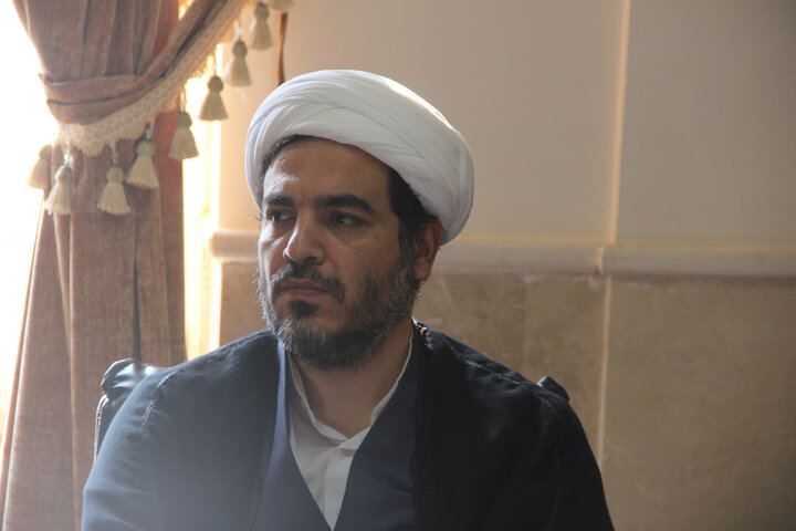 تصاویر / دیدار مدیر مرکز متون ن منابع درسی حوزه های علمیه کشور با مدیر واساتید حوزه علمیه قزوین