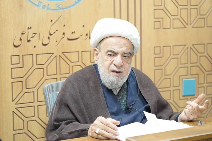 نظامِ خلافت انسانی انتخاب نہیں بلکہ امرِ الٰہی ہے: آیت‌اللہ مروّجی طبسی