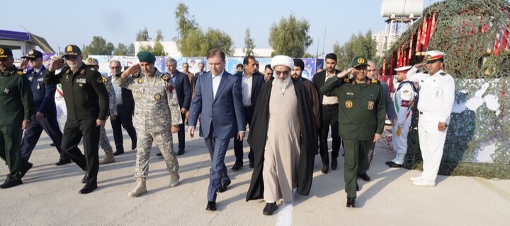 تصاویر/ رژه اقتدار نیروهای مسلح در بوشهر