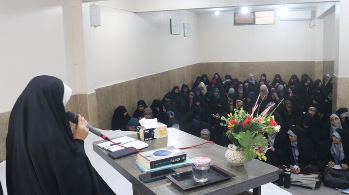 علماء کی علمی عظمت، وسیع مطالعہ اور علمی جستجو کی مرہونِ منّت، محترمہ ندا رضوی