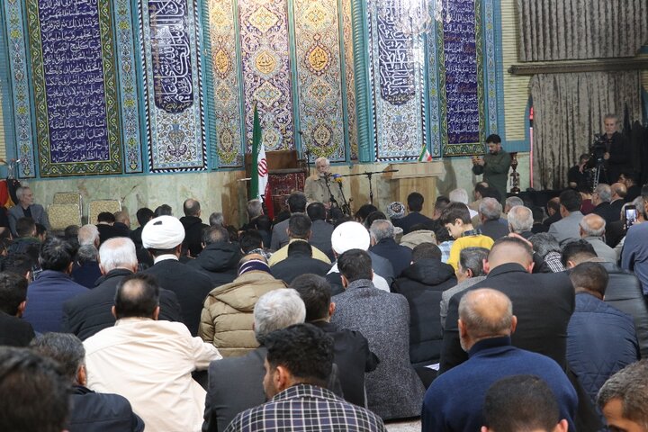 تصاویر/ همایش حامیان ولایت در ارومیه  با سخنرانی دکتر جلیلی در ارومیه