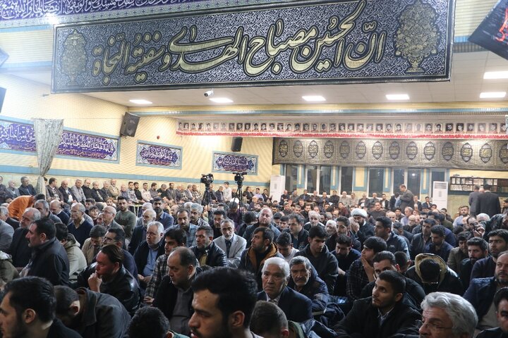 تصاویر/ همایش حامیان ولایت در ارومیه  با سخنرانی دکتر جلیلی در ارومیه