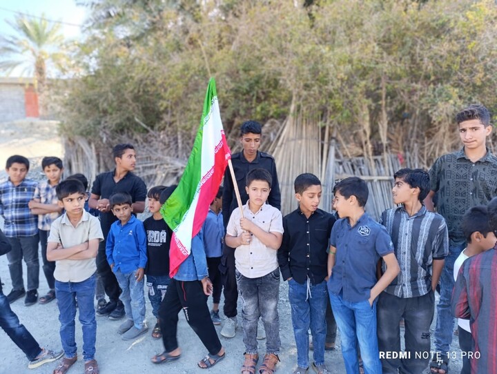 تصاویر/ آیین تشیع پیکر مطهر شهید گمنام در روستا درجادون