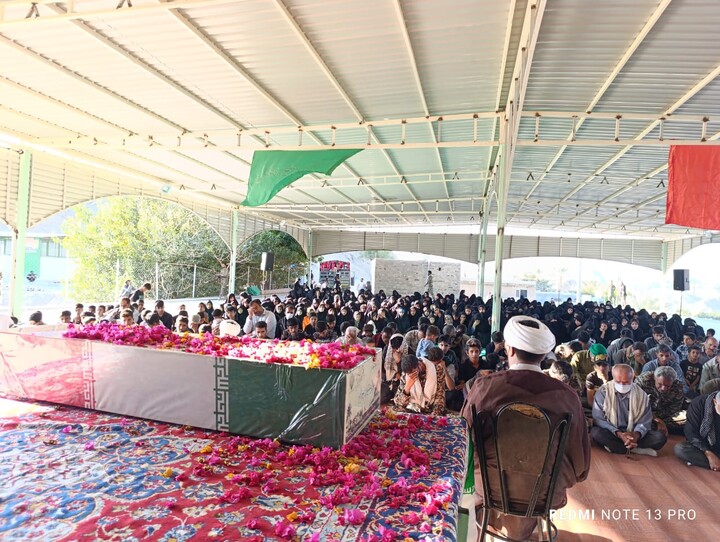 تصاویر/ آیین تشیع پیکر مطهر شهید گمنام در روستا درجادون