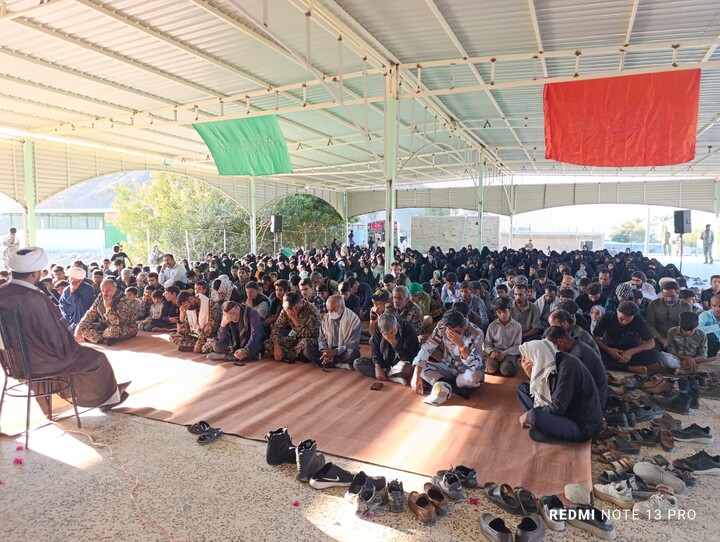 تصاویر/ آیین تشیع پیکر مطهر شهید گمنام در روستا درجادون