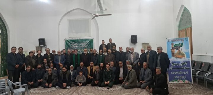 تصاویر/شب شعر با حضور مداحان و شعرای آیینی شهرستان کاشان و آران و بیدگل