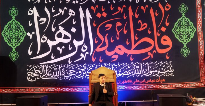 تصاویر/ مراسم سوگواری وفات حضرت ام البنین(س) در مسجد جامع احباب الحسین (ع) اصفهانک