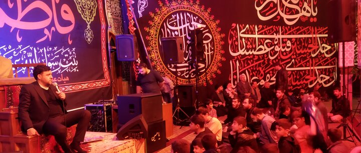 تصاویر/ مراسم سوگواری وفات حضرت ام البنین(س) در مسجد جامع احباب الحسین (ع) اصفهانک