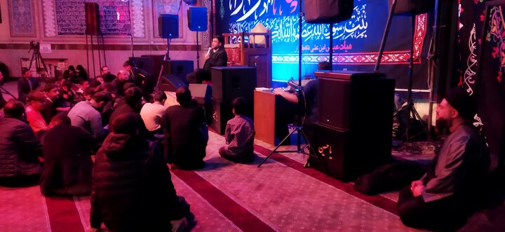 تصاویر/ مراسم سوگواری وفات حضرت ام البنین(س) در مسجد جامع احباب الحسین (ع) اصفهانک