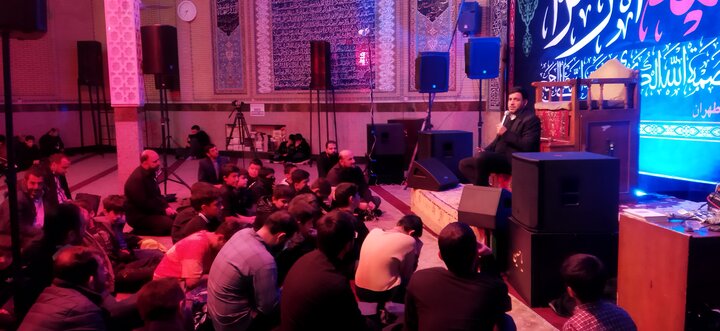 تصاویر/ مراسم سوگواری وفات حضرت ام البنین(س) در مسجد جامع احباب الحسین (ع) اصفهانک