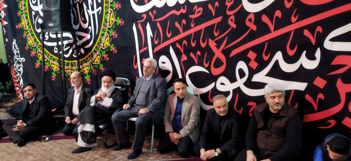 تصاویر/ مراسم سوگواری وفات حضرت ام البنین(س) در مسجد جامع احباب الحسین (ع) اصفهانک