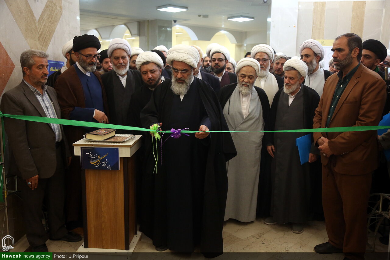 نمایشگاهی تخصصی برای «فقه و کلام معاصر» | آیت‌الله فاضل‌لنکرانی: پویایی حوزه علمیه یک حقیقت است