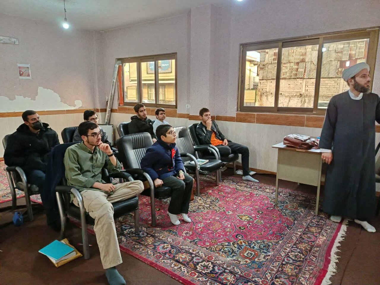 برگزاری جلسه آموزشی روش مقاله‌نویسی ویژه طلاب آستانه اشرفیه