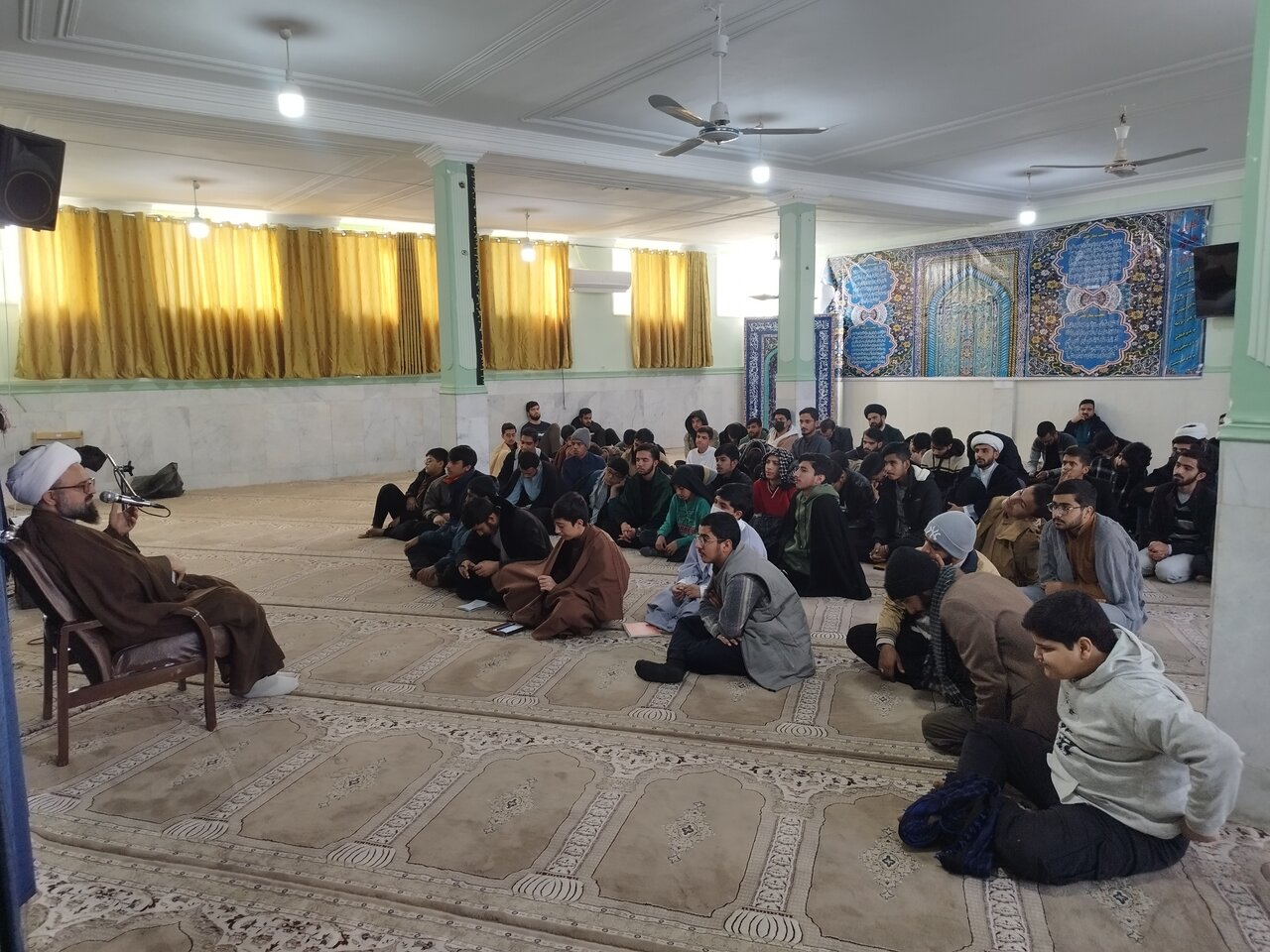 حوزہ میں تعلیم ایک عظیم ذمہ داری ہے / تحصیلِ علم کا مقصد خدمتِ انسانیت ہونا چاہیے