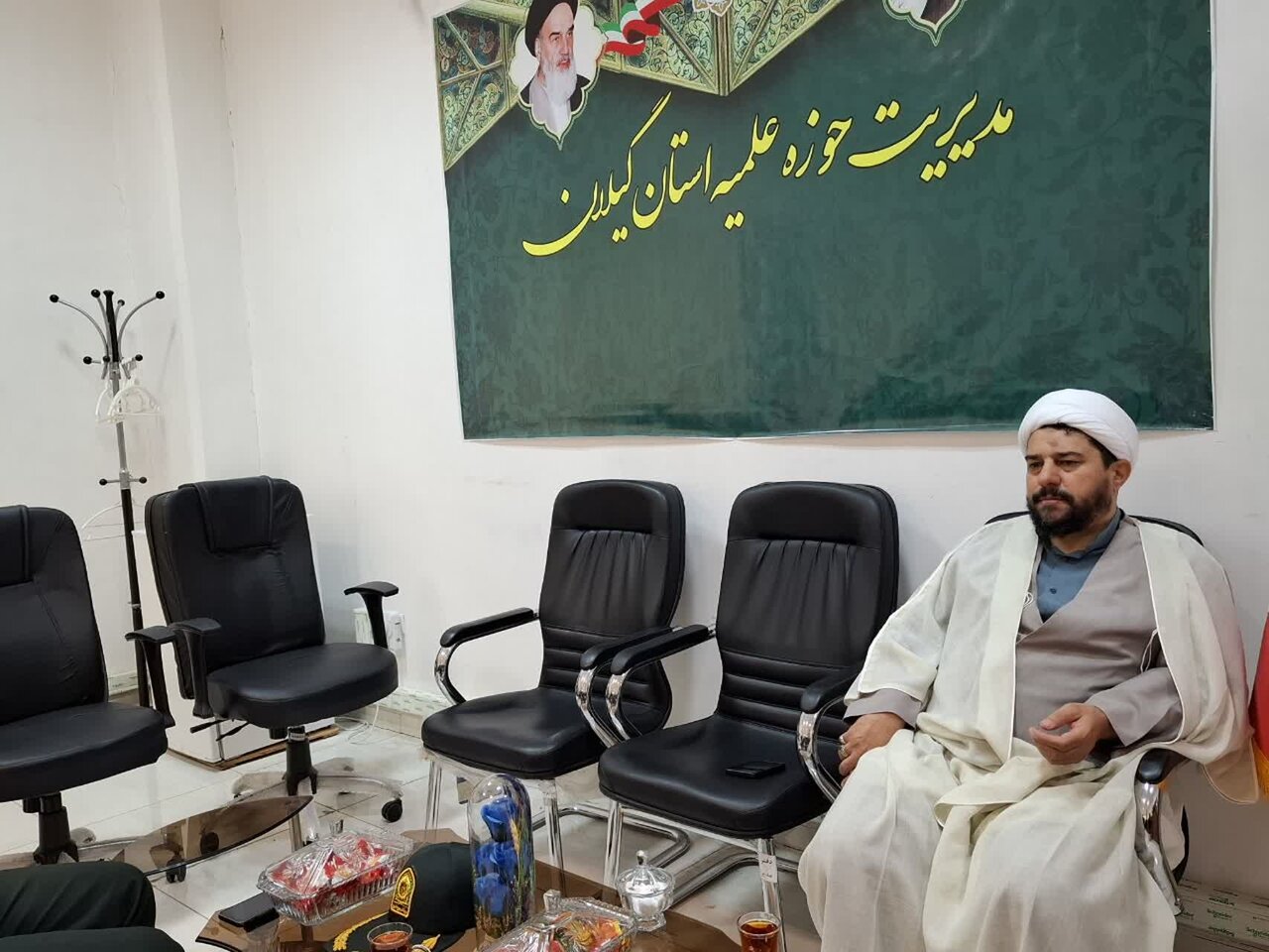 همکاری حوزه علمیه گیلان و نیروی انتظامی برای توسعه برنامه‌های آموزشی و فرهنگی