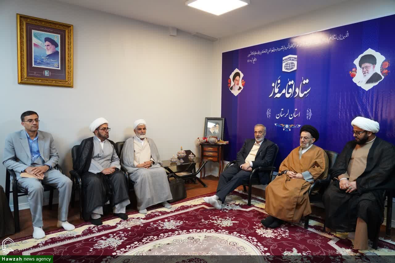 راه مصون‌ماندن و ارتقای فرهنگی و دینی از مسیر نماز می‌گذرد