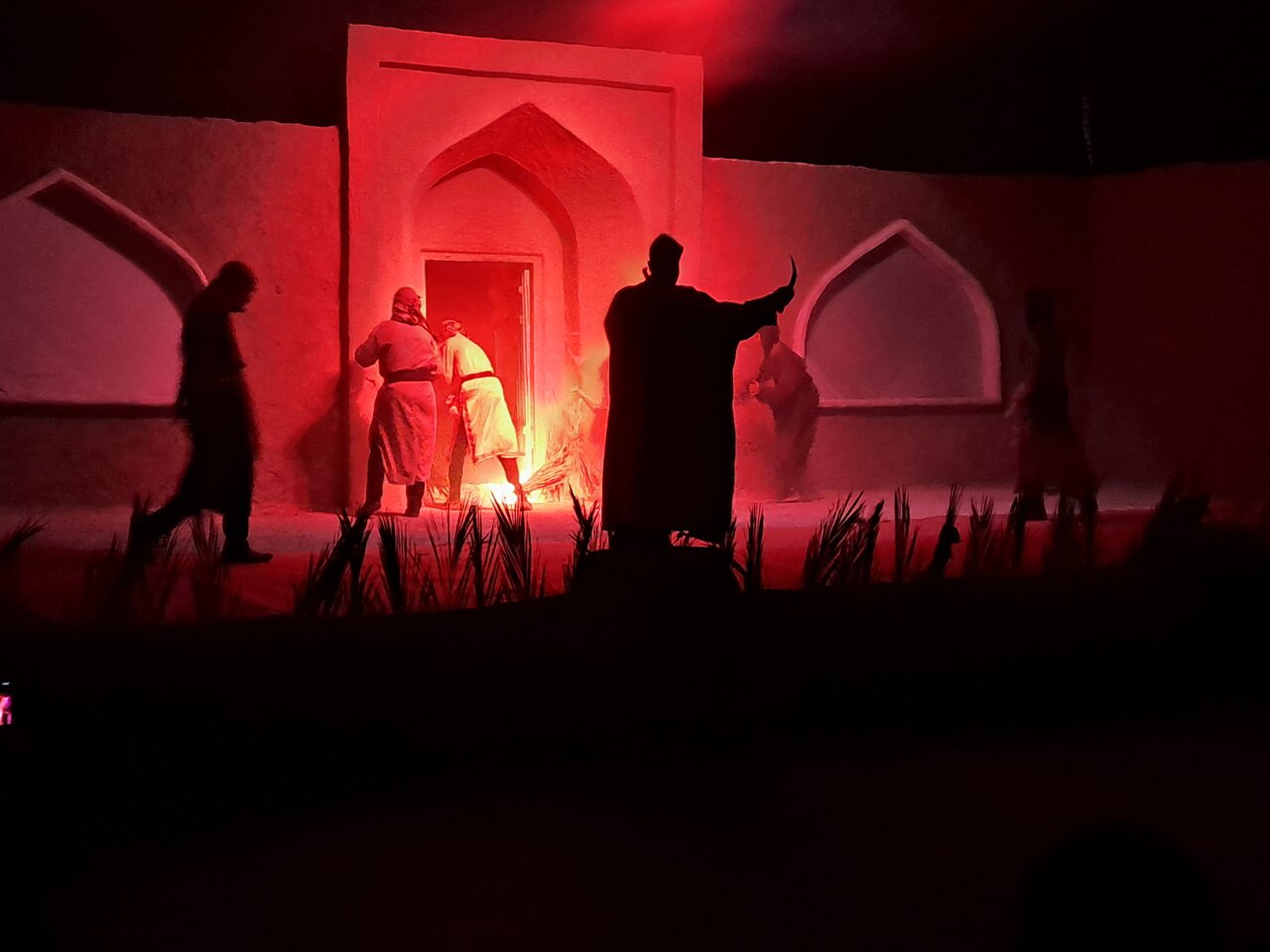 سوگواره نمایشی نشان از آن بی‌نشان