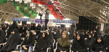 روایتی از  بزرگداشت ۱۰۲ معلم شهید اصفهان