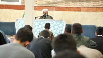 تصاویر/ دوازدهمین جلسه برنامه «طلبه باشیم» در مدرسه علمیه امیرالمومنین(ع)تبریز