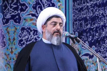 انتقال صنایع به استان‌های محروم سبب رفع مشکلات اشتغال می‌شود