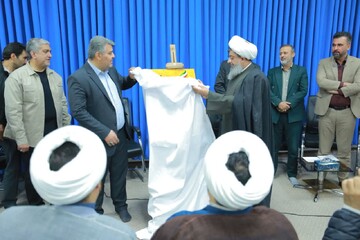 تصاویر/ رونمایی از پوستر هفته فرهنگی و غبارروبی مزار شهدای ساوجبلاغ