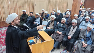 تصاویر/ گردهمایی مبلغین و روحانیون مستقر استان اصفهان