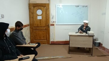 تصاویر/ برگزاری کانون های علمی در مدرسه علمیه امام صادق علیه‌السلام قروه
