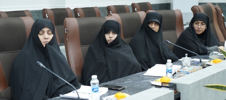 تصاویر/ نشست نماینده ولی فقیه در بوشهر و استادیاران سپاه استان