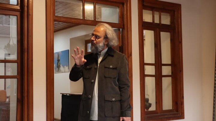 حضور طلاب مدرسه‌ی امیرالمؤمنین‌(ع) رشت به مناسبت صد و چهارمین سالگرد شهادت روحانی مبارز نهضت جنگل