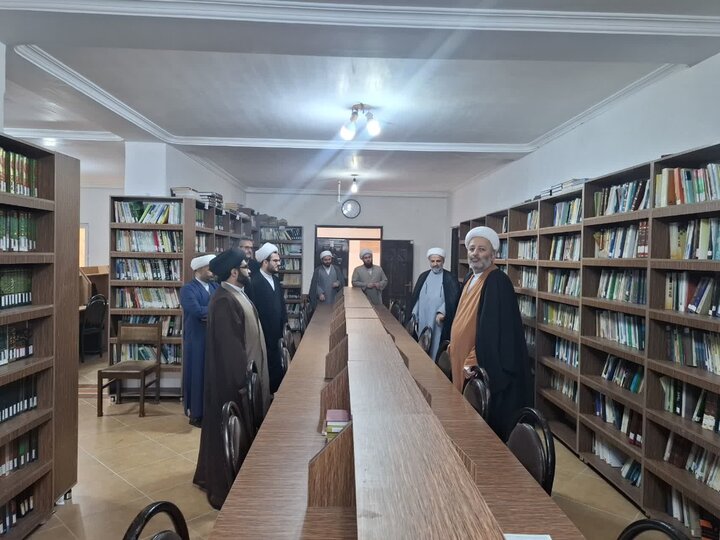 افتتاح کتابخانه مشترک مدرسه علمیه سفیران هدایت و مدرسه علمیه امام جعفر صادق(ع) تالش