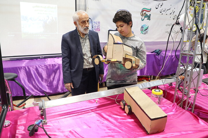 بیست و ششمین نمایشگاه دستاوردهای پژوهش، فناوری و فن بازار استان قم