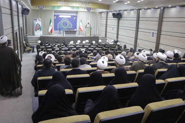 تصاویر/ همایش جهاد تبیین طلاب و روحانیون ارومیه