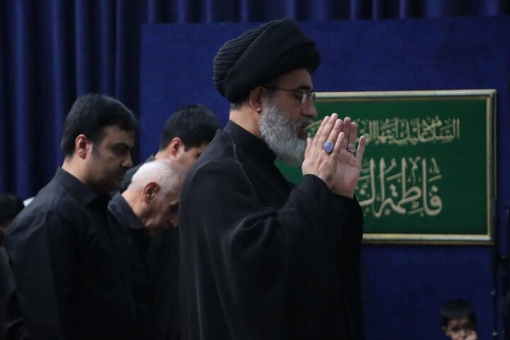 تصاویر/ محفل قرآن و عترت طلاب مدارس آیت‌الله مجتهدی و آیت‌الله حق‌شناس