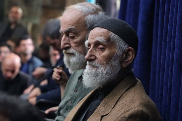 تصاویر/ محفل قرآن و عترت طلاب مدارس آیت‌الله مجتهدی و آیت‌الله حق‌شناس