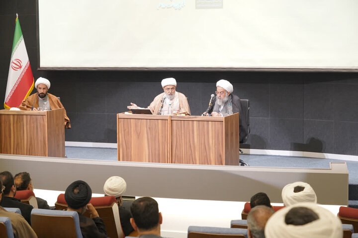 تصاویر/ غدیر محور وحدت اسلامی از تبیین نظری تا برنامه عملیاتی