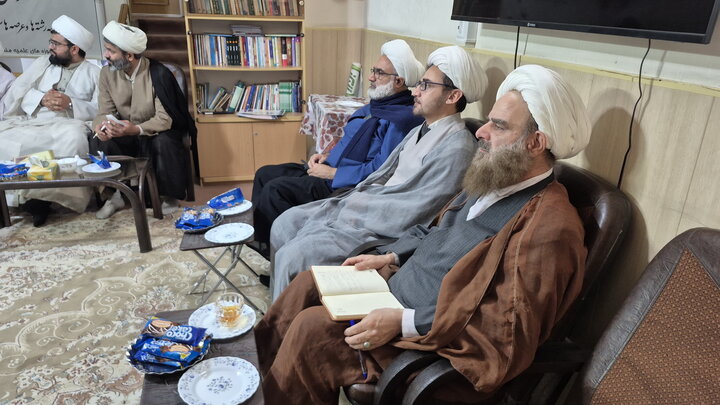 تصاویر/ نشست مدیران مدارس علمیه منطقه کاشان