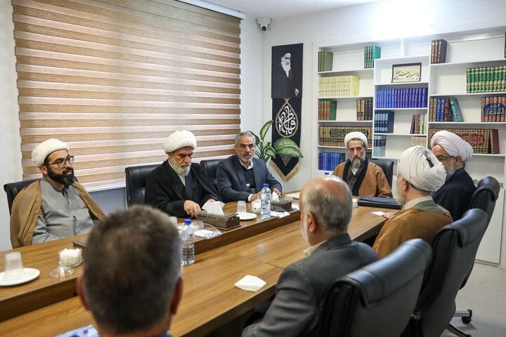 تصاویر / دیدار سرپرست ستاد امر به معروف و نهی از منکر  کشور با نماینده ولی فقیه در  استان قز وین