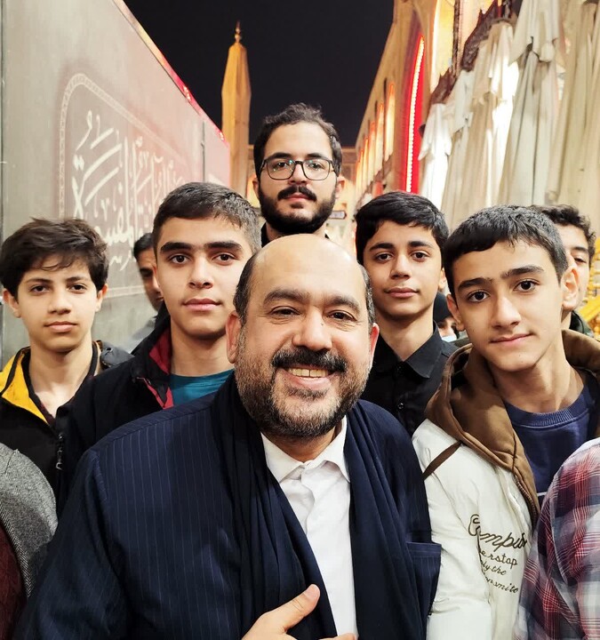 تصاویر / برگزاری کلاس درس طلاب مدرسه علمیه شیخ علیخان زنگنه در حرم امیرالمومنین علی(ع)