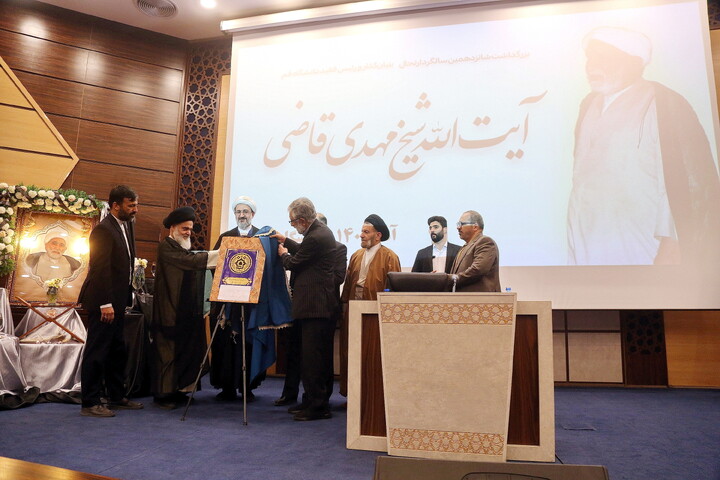 تصاویر/ مراسم شانزدهمین بزرگداشت سالگرد ارتحال آیت‌الله قاضی خرم‌آبادی