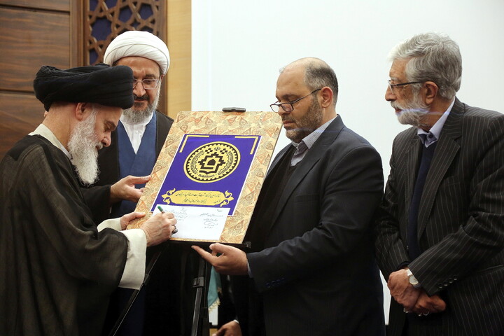 تصاویر/ مراسم شانزدهمین بزرگداشت سالگرد ارتحال آیت‌الله قاضی خرم‌آبادی