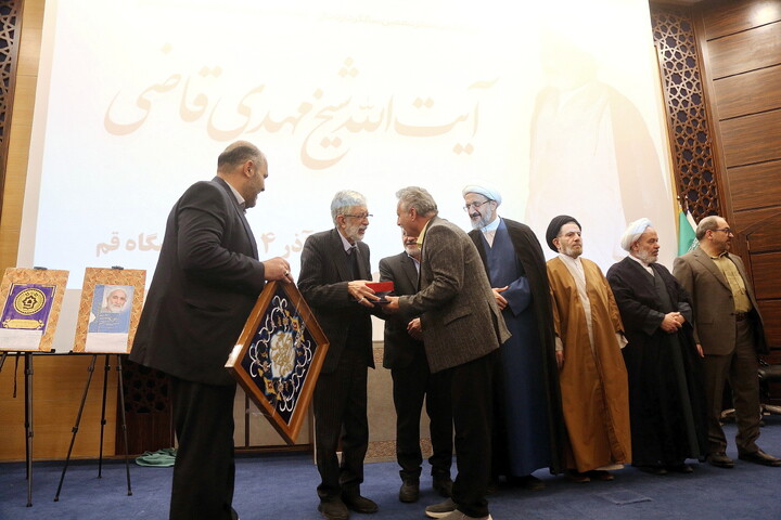 تصاویر/ مراسم شانزدهمین بزرگداشت سالگرد ارتحال آیت‌الله قاضی خرم‌آبادی