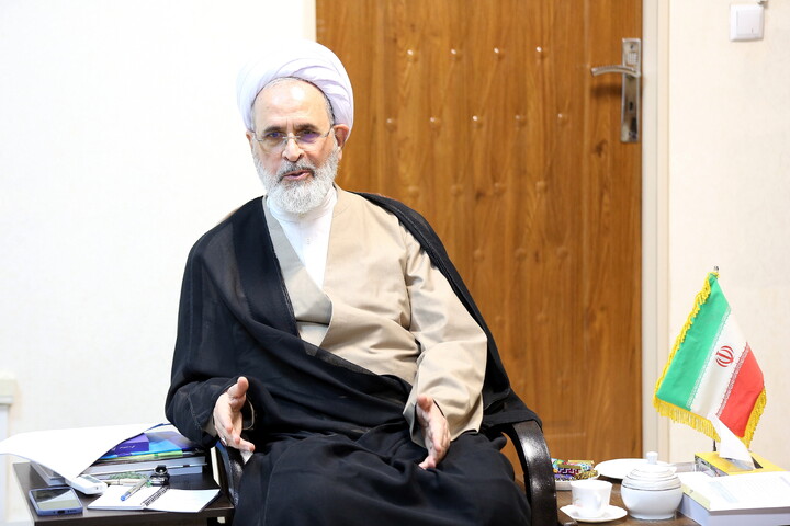 تصاویر / دیدار اعضای برگزاری همایش ملی بزرگداشت آیت‌الله یزدی با آیت الله اعرافی