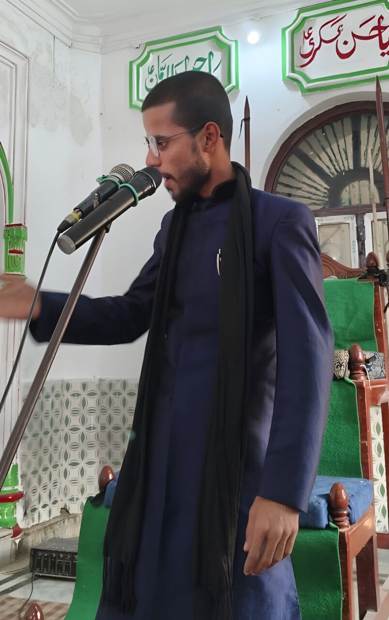 अहले बैत (अ) की महानता पर नेगेटिव प्रोपेगैंडा, मार्गदर्शन की रोशनी को कम नहीं कर सकता