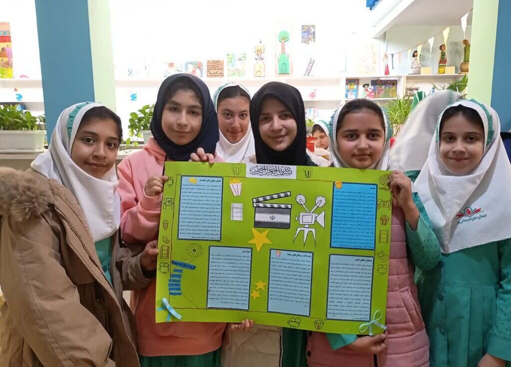 ۴۰ ستون انقلاب؛ ابتکاری خلاقانه برای آشنایی دانش‌آموزان با دستاوردهای انقلاب