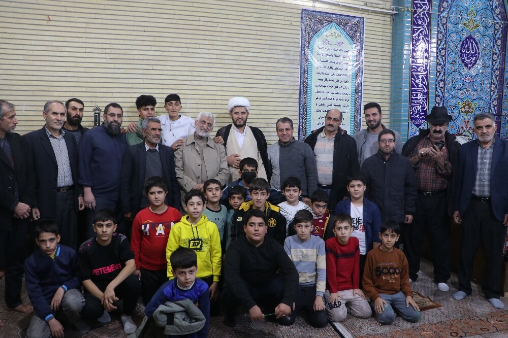 تصاویر/ حضور دکتر جلیلی در مسجد یازهرا ارومیه