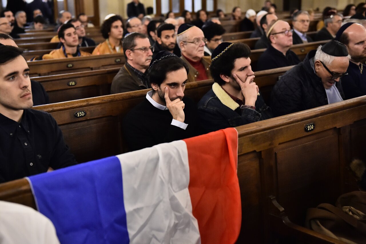 İsrailin Fransalı müsəlmanlara qarşı mediadan sui-istifadə etməsi