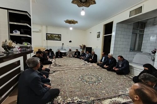 تجلیل از مادران و همسران شهدای سرپل ذهاب در سالروز وفات حضرت ام ‌البنین(س)