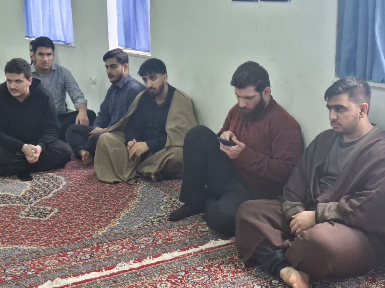 مدیر حوزه علمیه گیلان بر پیگیری مشکلات طلاب مدارس علمیه تالش تأکید کرد + تصاویر