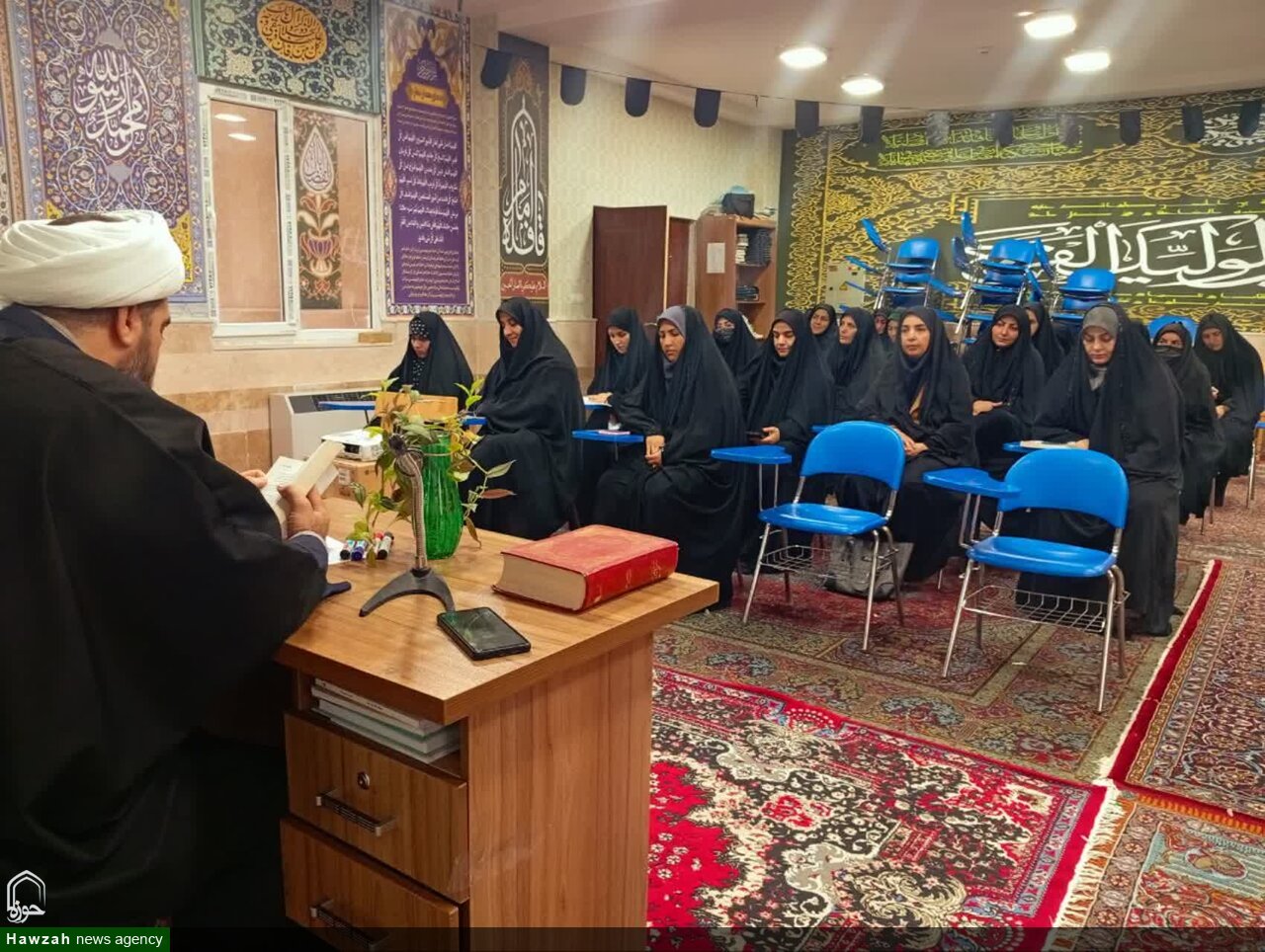 برگزاری نشست پژوهشی در مدرسه ریحانه الرسول نورآباد