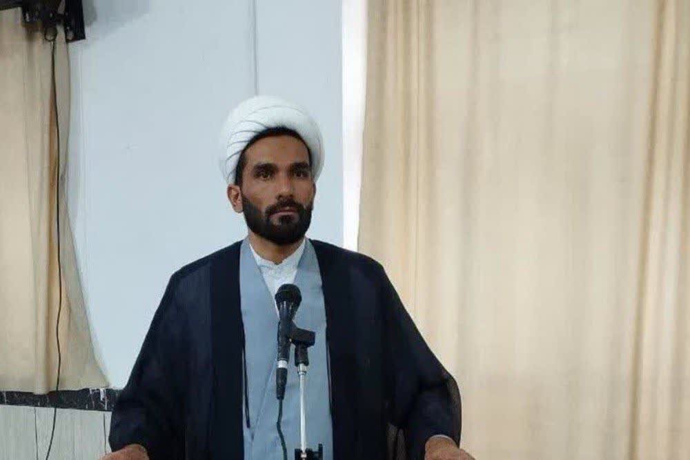 تربیت اسلامی جامعه را از انحراف مصون می‌کند